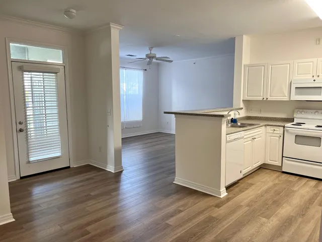 $1,825 | 130 River Landing Drive, Unit 3108, Daniel Island, SC 29492