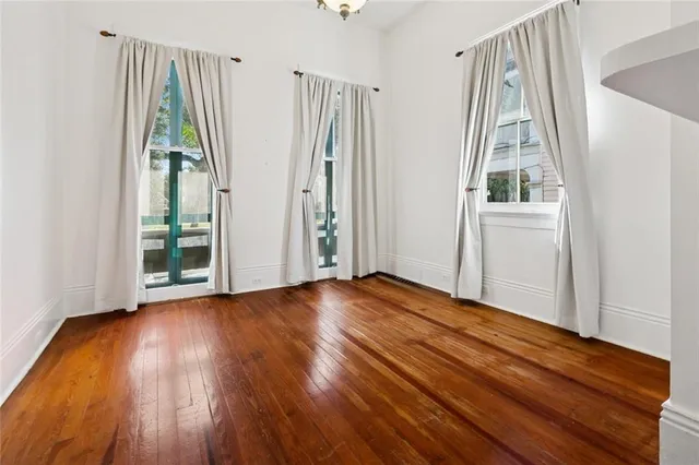 $1,750 | 2618 South Carrollton Avenue, New Orleans, LA 70118