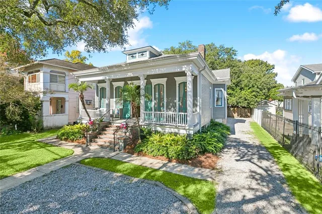 $1,750 | 2618 South Carrollton Avenue, New Orleans, LA 70118