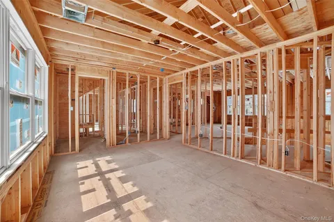 a view of livingroom with furniture