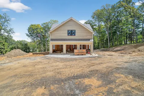 $1,899,000 | 20 Bedell Road, Katonah, NY 10536