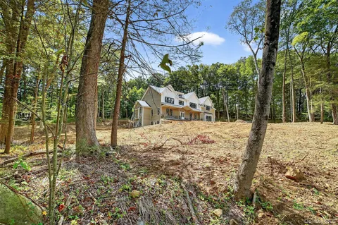 $1,899,000 | 20 Bedell Road, Katonah, NY 10536
