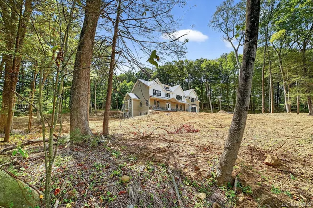 $1,899,000 | 20 Bedell Road, Katonah, NY 10536