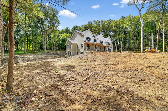 $1,899,000 | 20 Bedell Road, Katonah, NY 10536