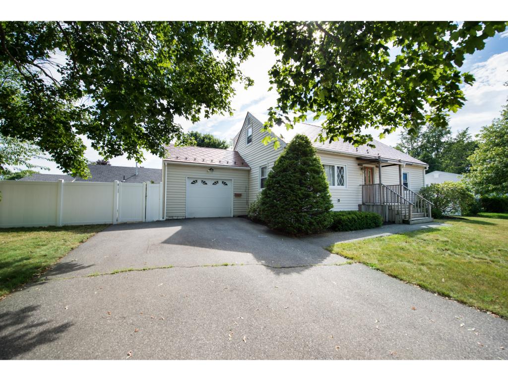 7 Simonds Road Portsmouth, NH 03801 - Photo 1 of 20 Gallery Image 1