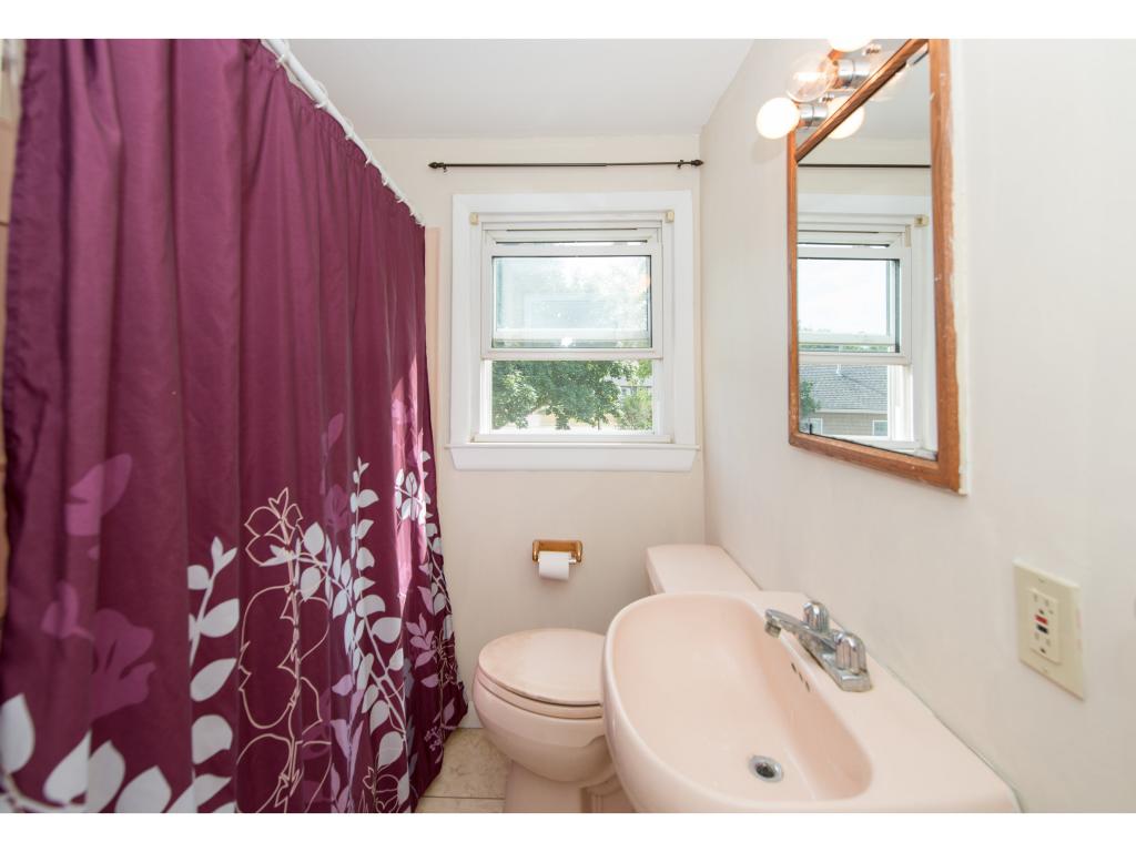 7 Simonds Road Portsmouth, NH 03801 - Photo 17 of 20 Gallery Image 17