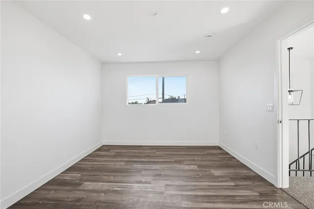 $950,000 | 11062-11060 Oneida Avenue, San Fernando, CA 91340