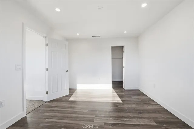 $950,000 | 11062-11060 Oneida Avenue, San Fernando, CA 91340