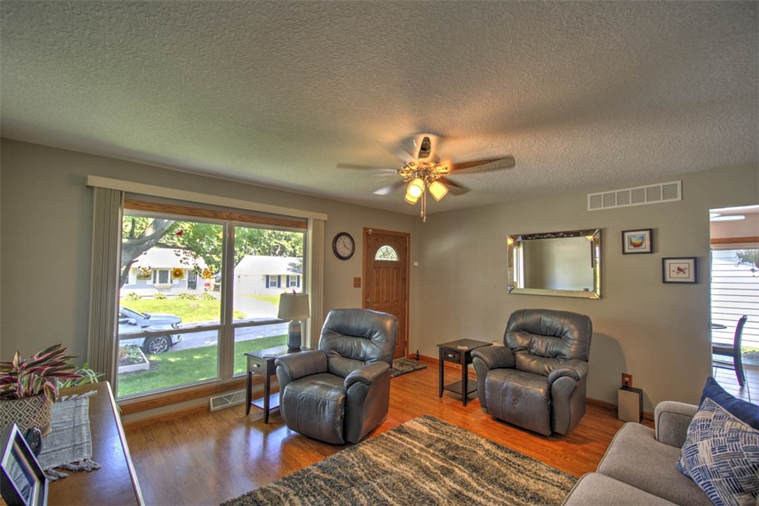 2146 North Dennis Avenue Decatur, IL 62526 - Photo 8 of 30