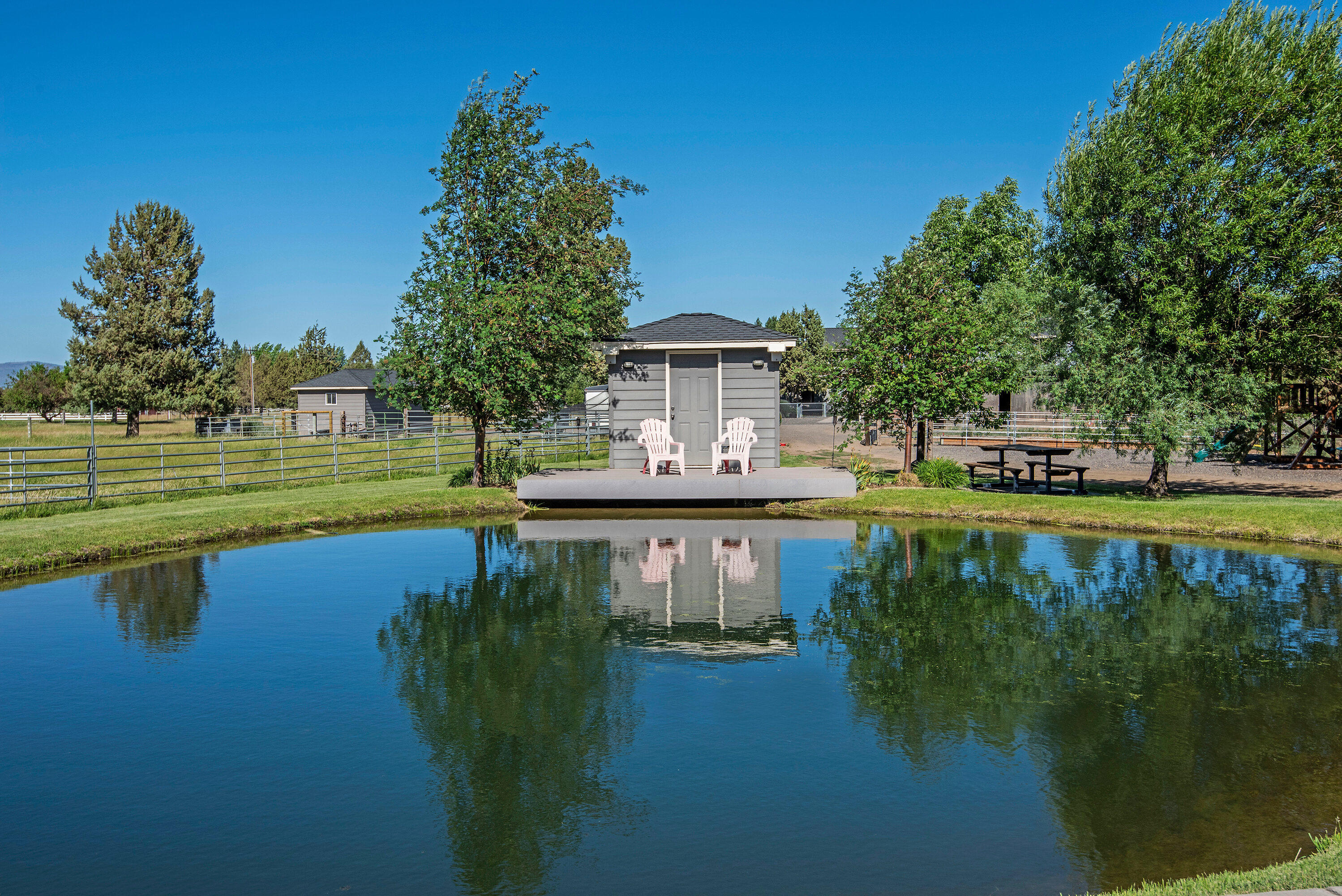 62227 Powell Butte Road Bend, OR 97701 - Photo 41 of 63 Pond