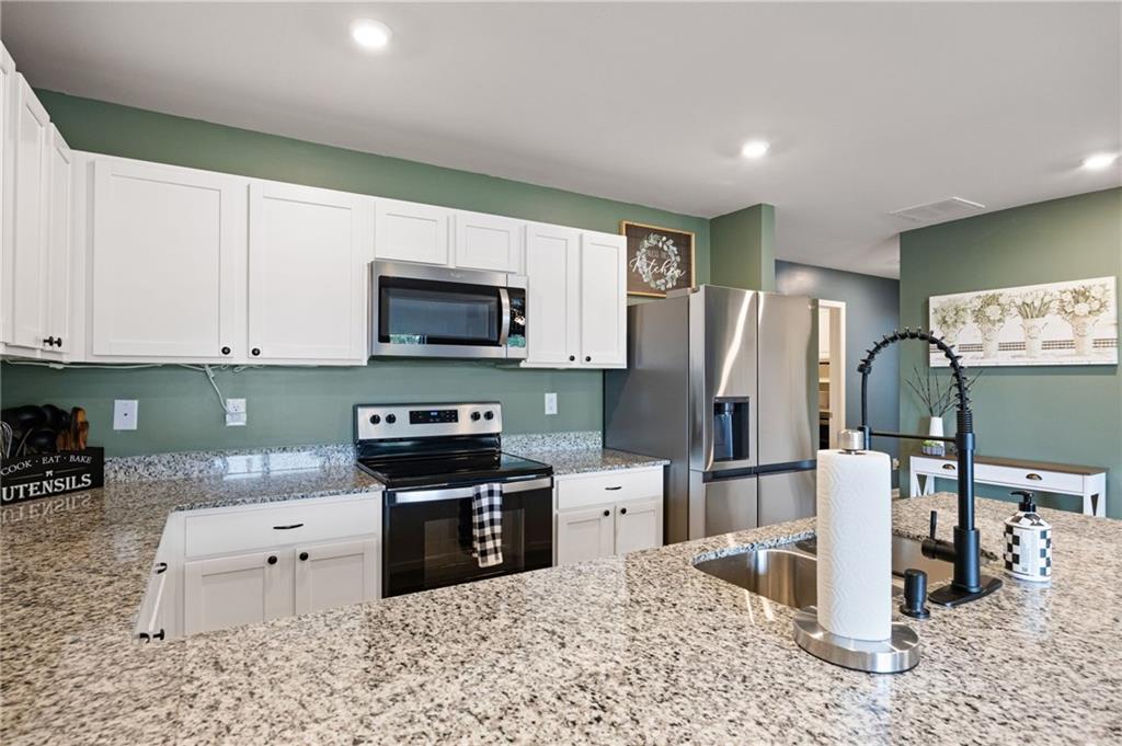 612 Tudor Street Kingston, GA 30145 - Photo 8 of 40