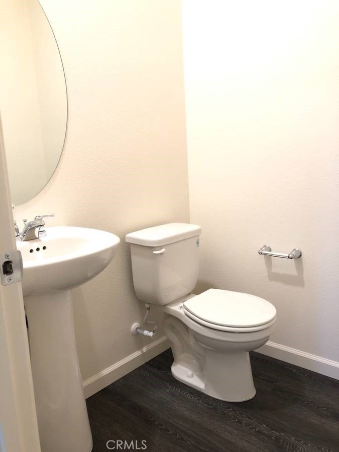 623 Phelps Drive Merced, CA 95348 - Photo 4 of 4 Half bath downstairs