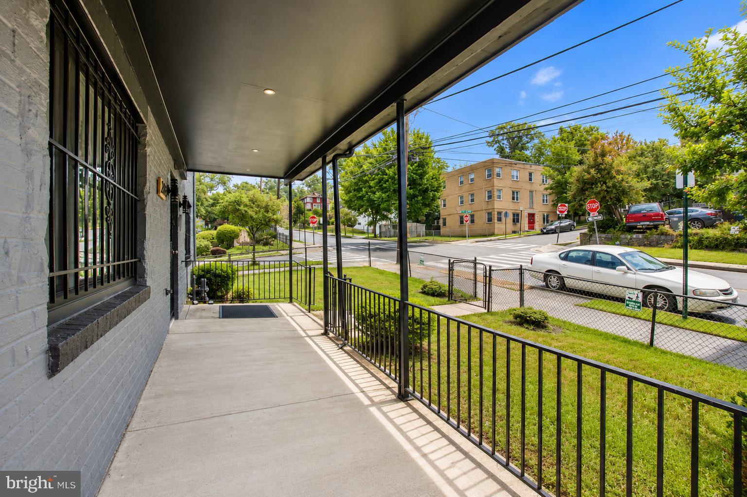 2834 R Street Southeast, Unit 2 Washington, DC 20020 - Photo 3 of 20