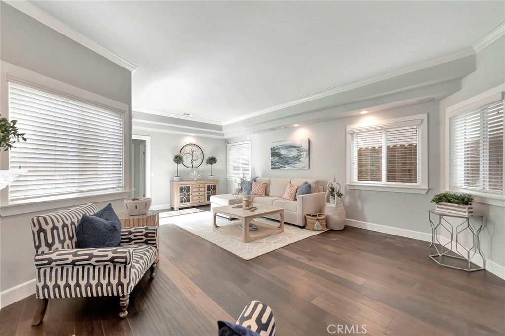 621 8th Street Huntington Beach, CA 92648 - Photo 12 of 56