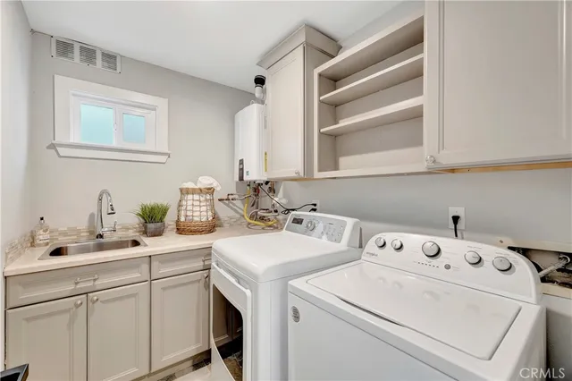 $2,298,000 | 621 8th Street, Huntington Beach, CA 92648