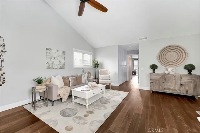 $2,298,000 | 621 8th Street, Huntington Beach, CA 92648