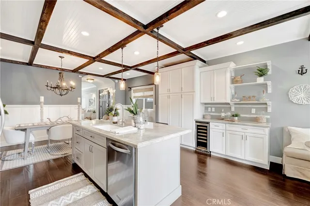 $2,298,000 | 621 8th Street, Huntington Beach, CA 92648