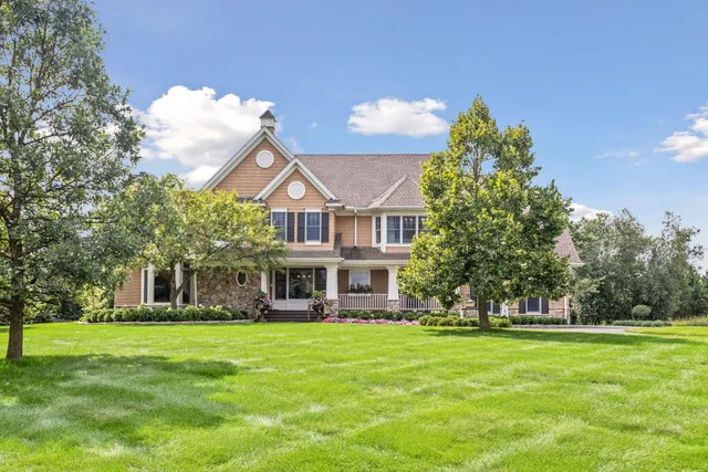 $1,695,000 | 4640 McDonald Drive North, Stillwater, MN 55082