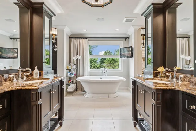 $1,695,000 | 4640 McDonald Drive North, Stillwater, MN 55082