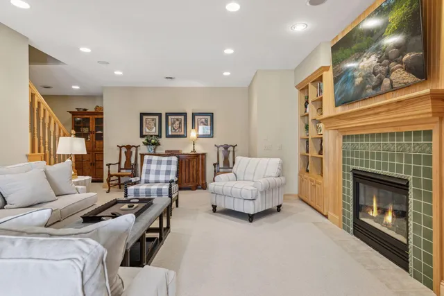 $1,695,000 | 4640 McDonald Drive North, Stillwater, MN 55082