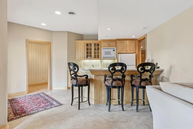 $1,695,000 | 4640 McDonald Drive North, Stillwater, MN 55082