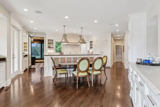 $1,695,000 | 4640 McDonald Drive North, Stillwater, MN 55082