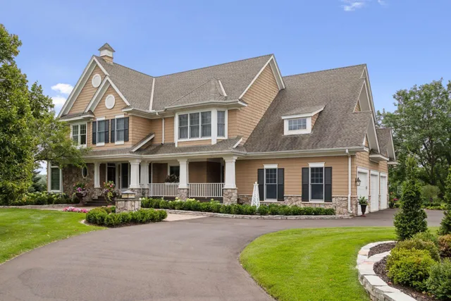 $1,695,000 | 4640 McDonald Drive North, Stillwater, MN 55082