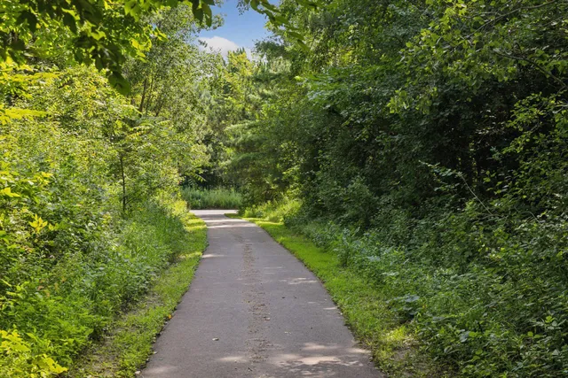 $1,695,000 | 4640 McDonald Drive North, Stillwater, MN 55082