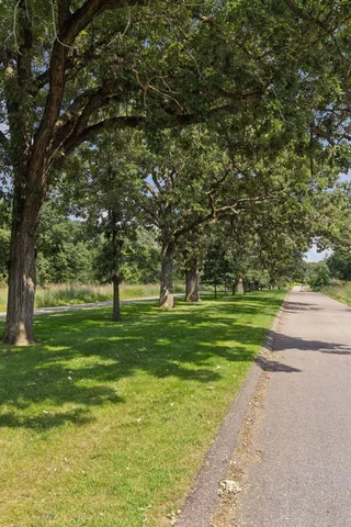 $1,695,000 | 4640 McDonald Drive North, Stillwater, MN 55082