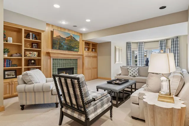 $1,695,000 | 4640 McDonald Drive North, Stillwater, MN 55082