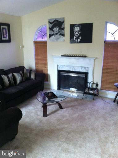 3506 Heidi Lane Springdale, MD 20721 - Photo 3 of 7 Family Room