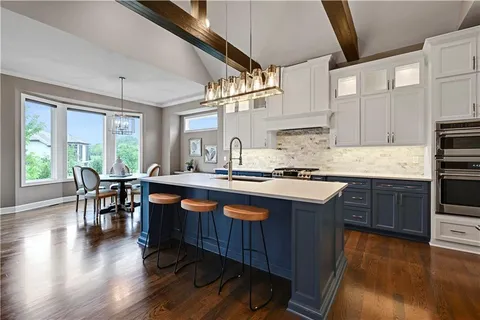 $969,000 | 3030 West 157th Court, Overland Park, KS 66224