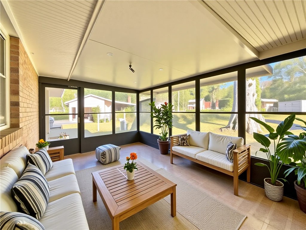 611 Heyward Road Anderson, SC 29621 - Photo 28 of 30 Virtually Staged: Sunroom