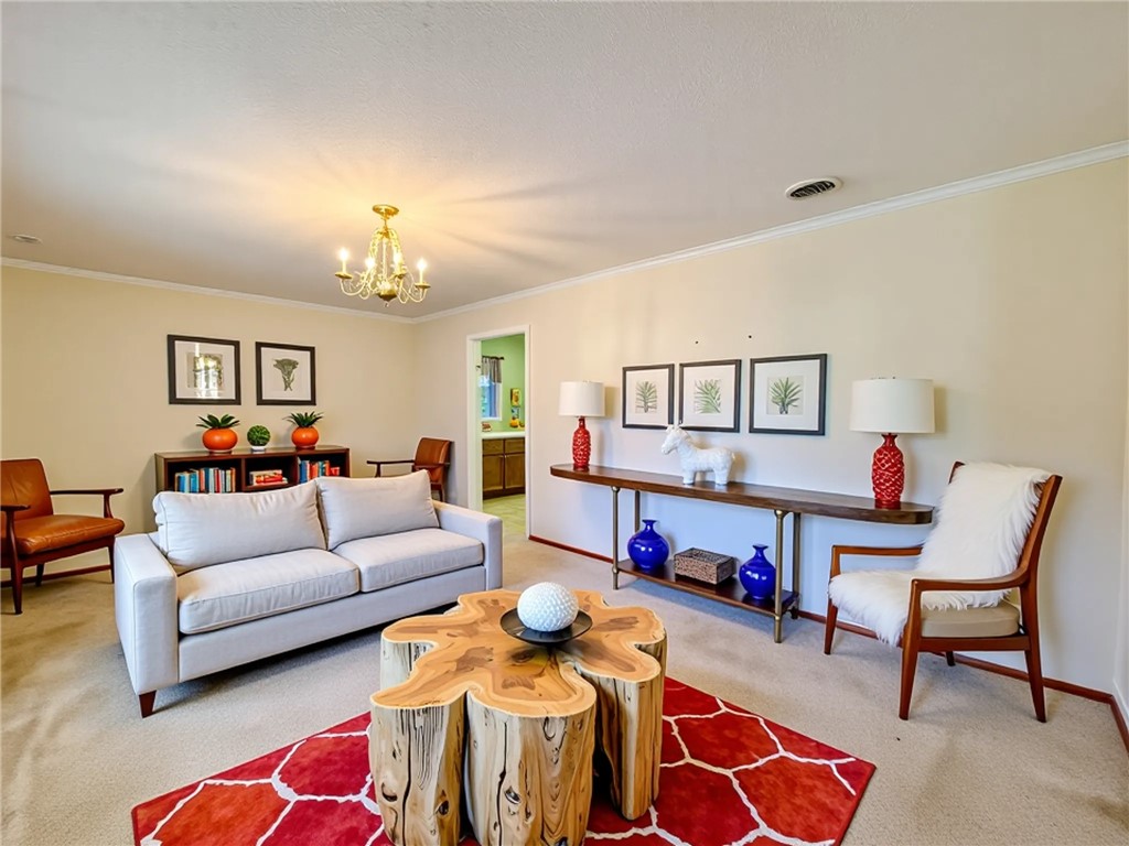 611 Heyward Road Anderson, SC 29621 - Photo 29 of 32 Virtually Staged: Living Area