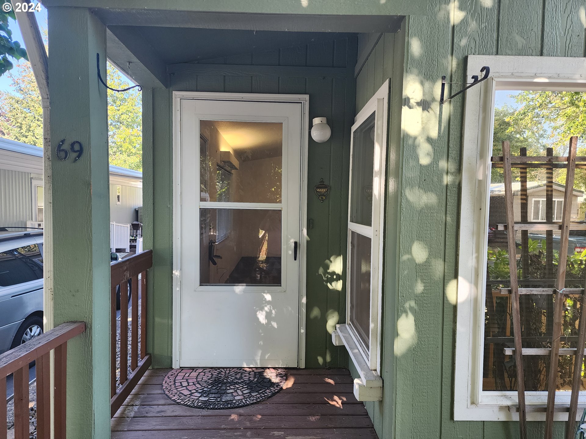 1475 Green Acres Road, Unit 69 Eugene, OR 97408 - Photo 4 of 15 a view of interior of the house