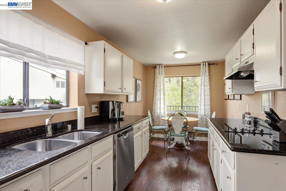 4 Shepherds Knoll Road Monterey, CA 93940 - Photo 8 of 16