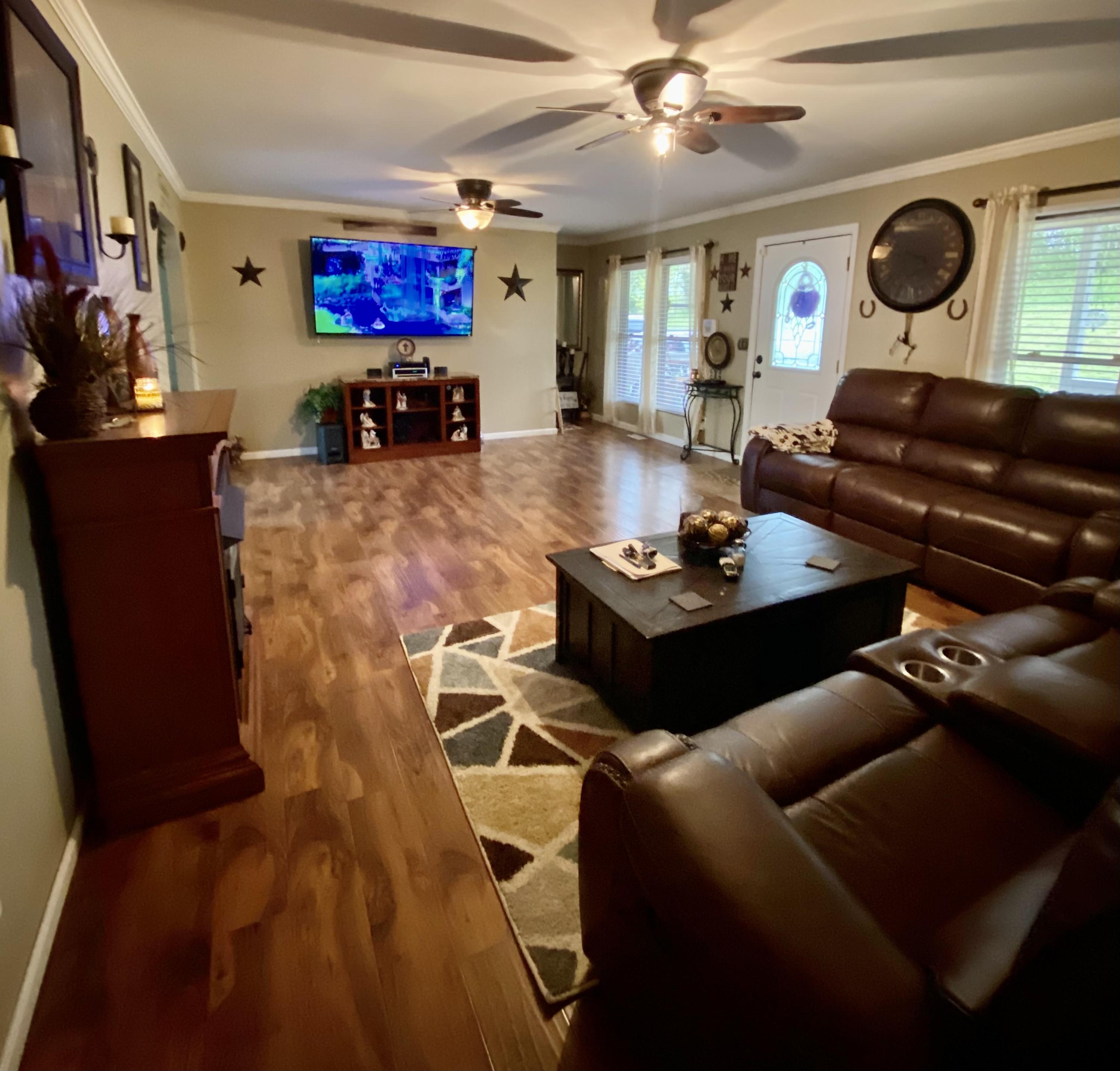 593 Howard Road La Follette, TN 37766 - Photo 6 of 20 55F58798-D48C-4517-BE0C-DF4E14096A1C