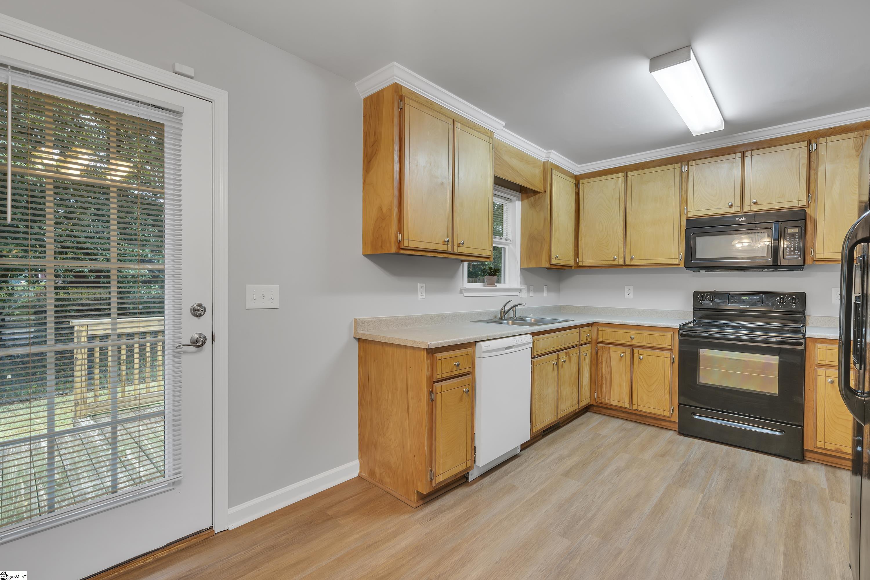 612 Ruddy Creek Circle Greer, SC 29651 - Photo 6 of 23 Gallery Image 6