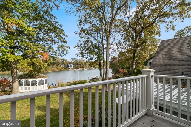 a view of a terrace with sitting area