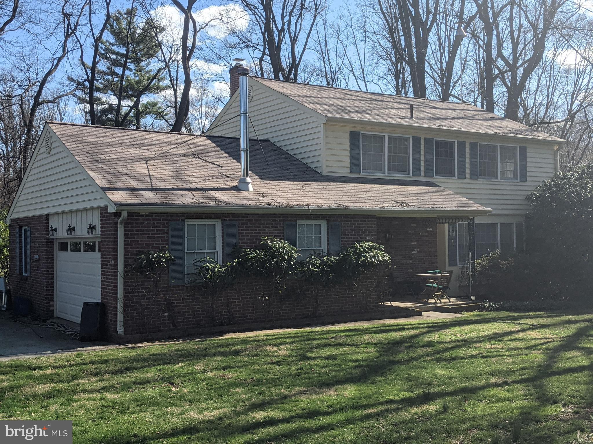 11 North Sugartown Road Malvern, PA 19355 - Photo 2 of 10