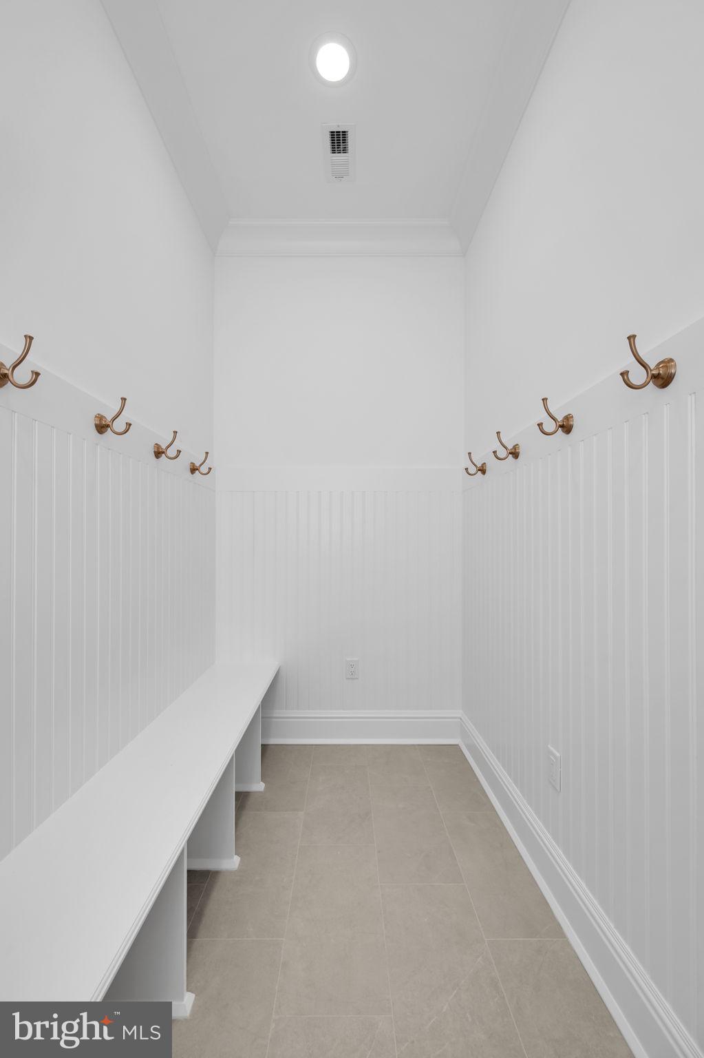 32 Gulick Road Princeton, NJ 08540 - Photo 35 of 56 Elegant entryway with stylish hooks.