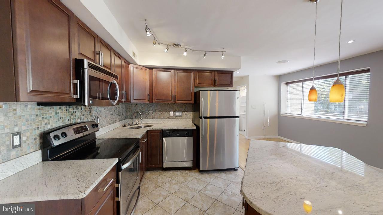 1620 29th Street Southeast, Unit 402 Washington, DC 20020 - Photo 5 of 16