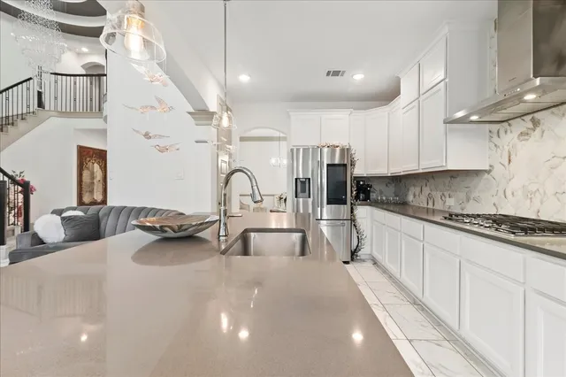 $5,000 | 712 Fall Rock Branch Drive, Conroe, TX 77304