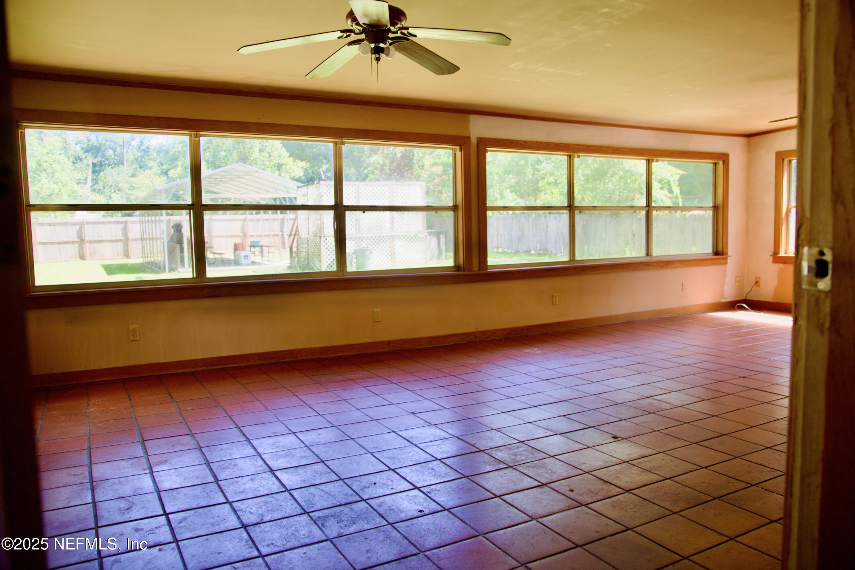 4261 Collins Road Jacksonville, FL 32244 - Photo 11 of 22 Collins Rd5