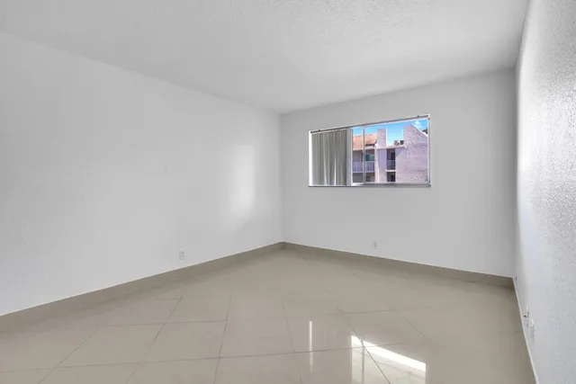 $2,300 | 2900 Southwest 22nd Avenue, Unit 5170, Delray Beach, FL 33445