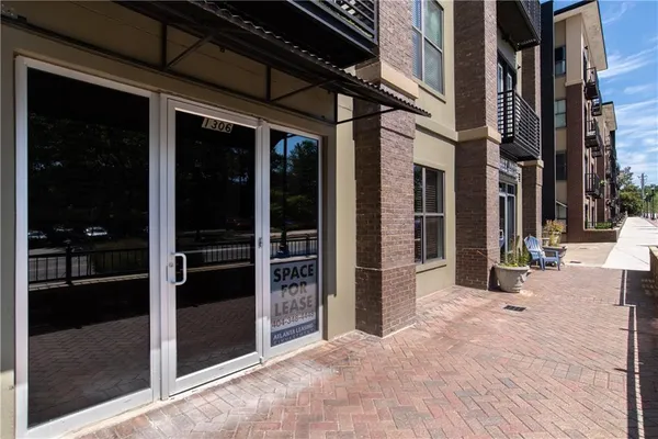 a view of a entryway of a building