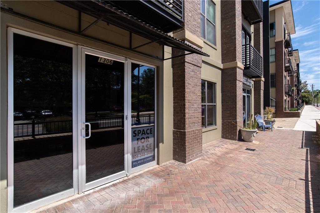 a view of a entryway of a building
