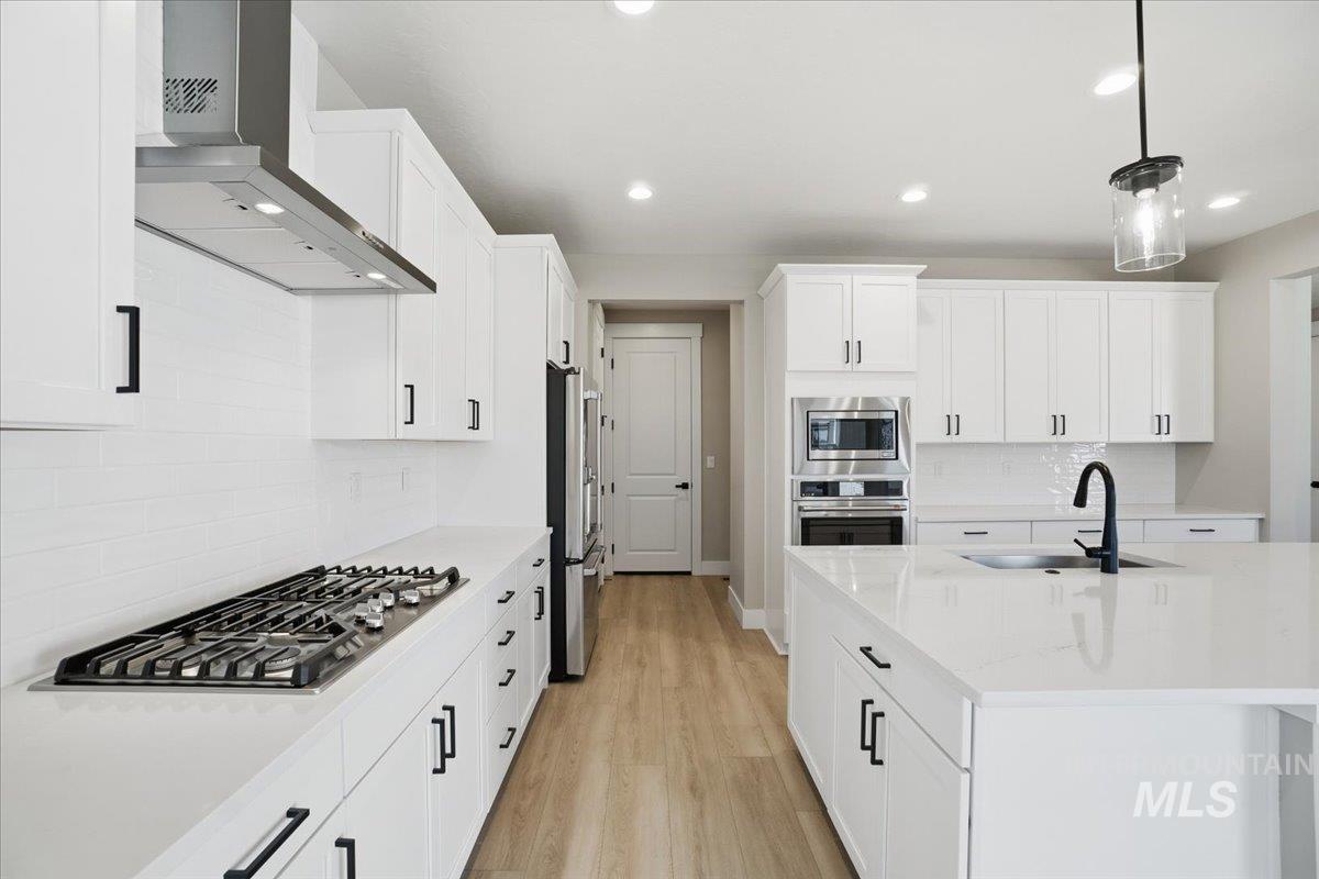 6141 North Torva Avenue Meridian, ID 83646 - Photo 16 of 47