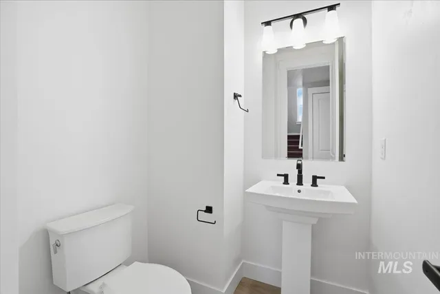 $679,990 | 6141 North Torva Avenue, Meridian, ID 83646