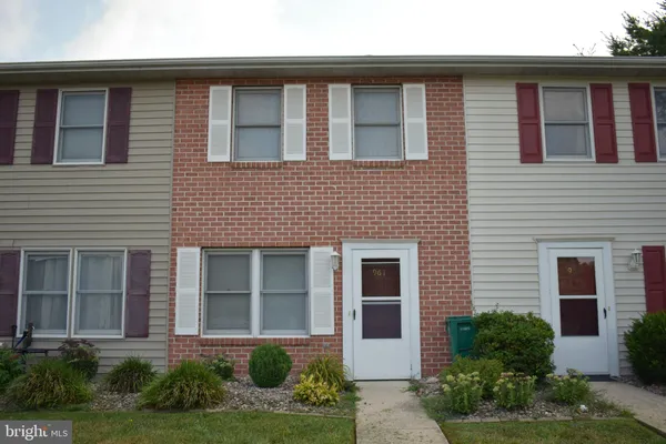 $1,150 | 961 Orchard Drive, Chambersburg, PA 17201